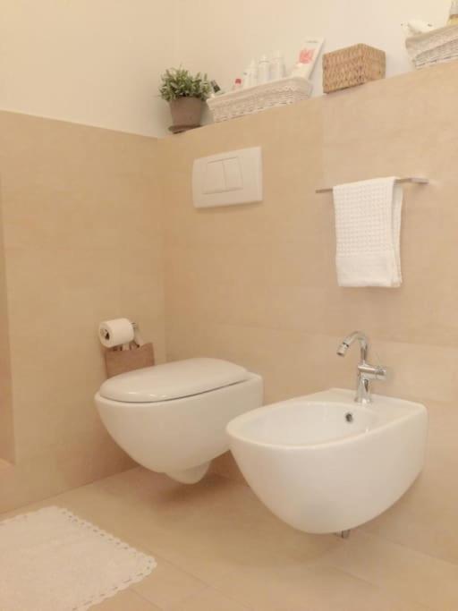 New Cosy Apartment Near To Petruzzelli Theatre Bari Exterior photo