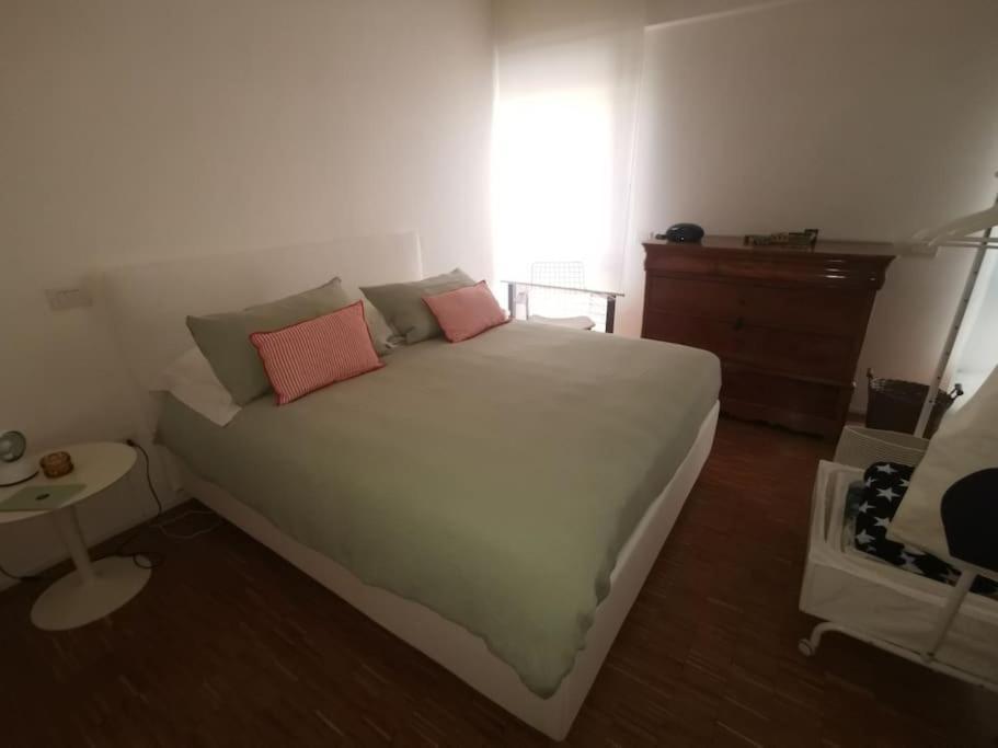New Cosy Apartment Near To Petruzzelli Theatre Bari Exterior photo