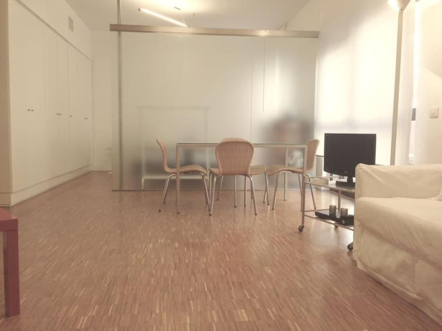 New Cosy Apartment Near To Petruzzelli Theatre Bari Exterior photo